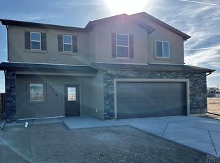 1718 Kingfisher Ln, Pueblo, CO 81008