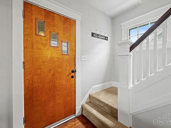 4th image of 2156 Quatman Ave