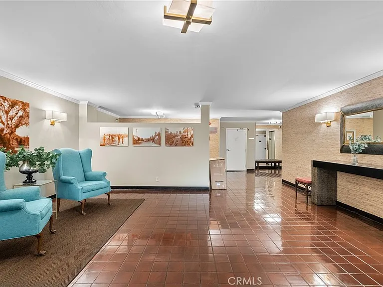 330 W State St #316 — Photo 29