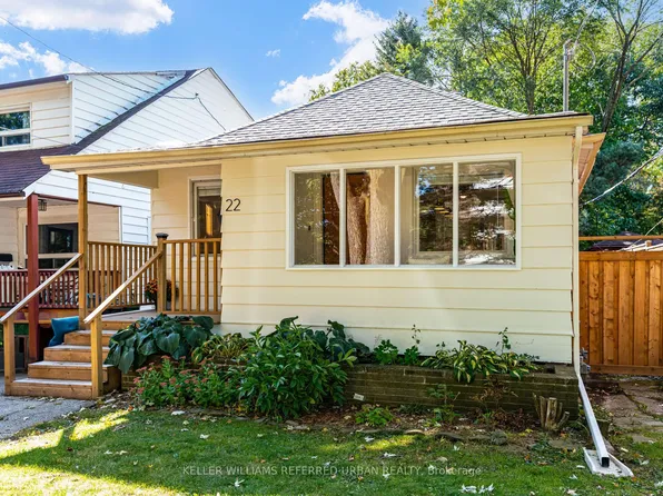 22 Long Branch Ave, Toronto, ON M8W 3H6