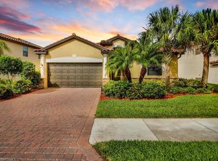 9420 River Otter Dr, Fort Myers, FL 33912