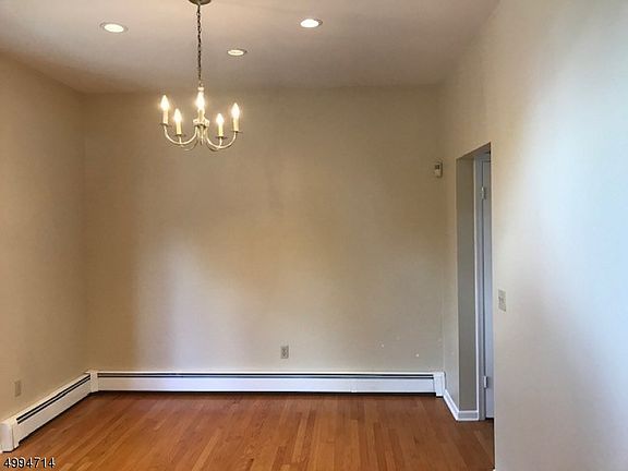 3rd image of 99 Clarken Dr