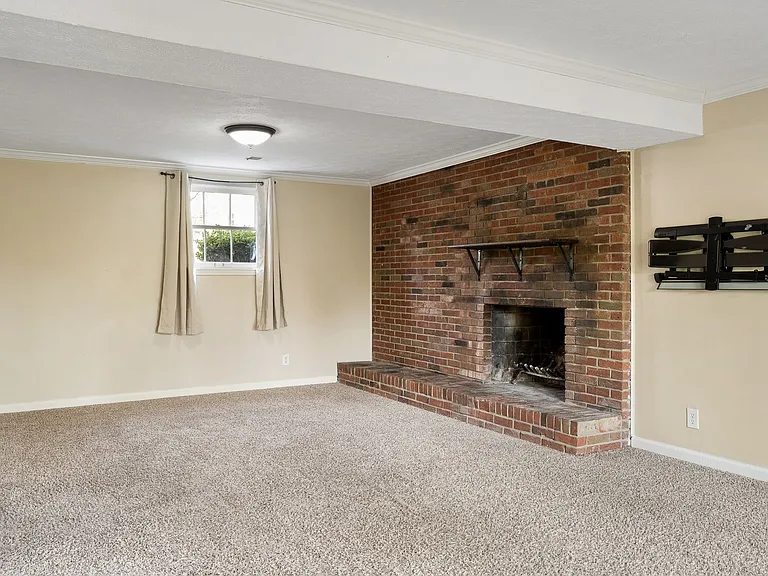 12506 Live Oak Dr — Photo 20