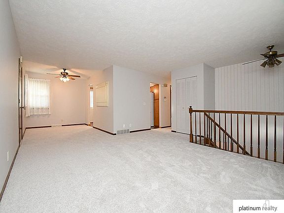 3rd image of 2325 S 119th Plz