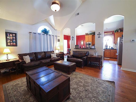 5th image of 3019 Saint Bartholomew Dr