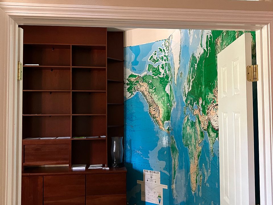 Office or 4th bedroom