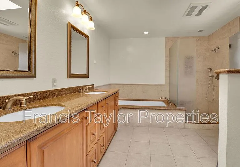 749 Flagstone Ct — Photo 14