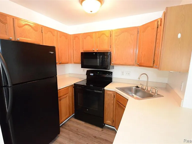 42803 Lilley Pointe Dr #139 — Photo 9