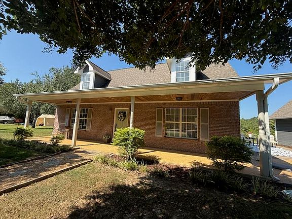 2nd image of 117 Craig Ln