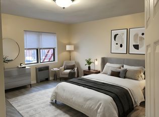 91-50 195th St #412, Hollis, NY 11423