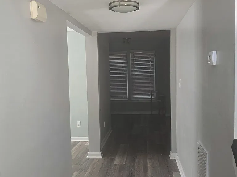4500 Hollirose Pl — Photo 3