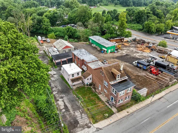 816 Upland Ave, Chester, PA 19013