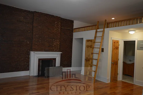 Rented by City Stop Realty | media 11