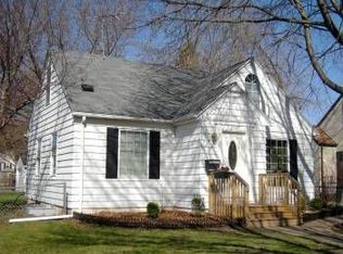 2909 York Ave N, Robbinsdale, MN 55422