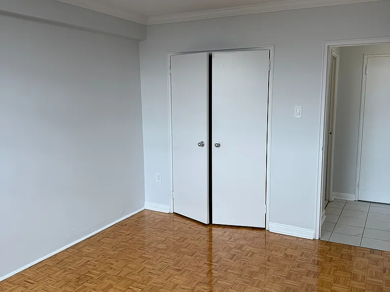 2663 Lake Shore Blvd W #802 — Photo 23