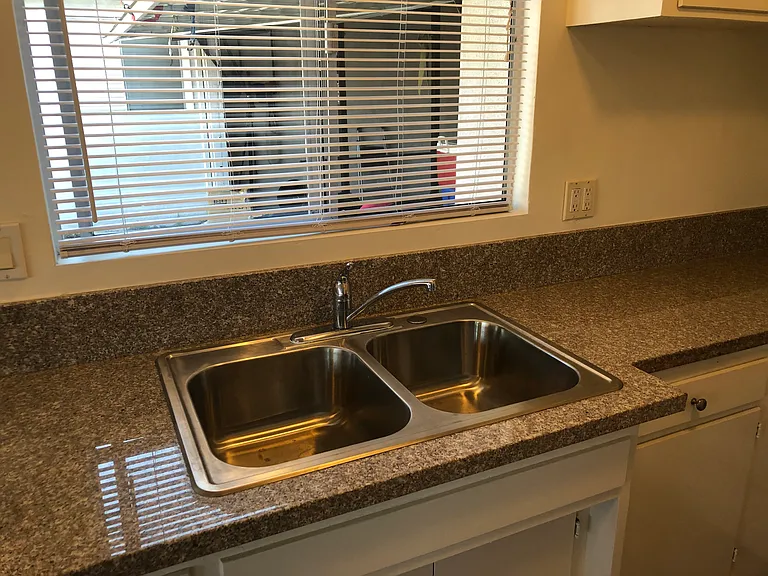 2940 Verde Vista Dr #A — Photo 26
