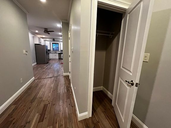 5th image of 3174 Chatham St #1