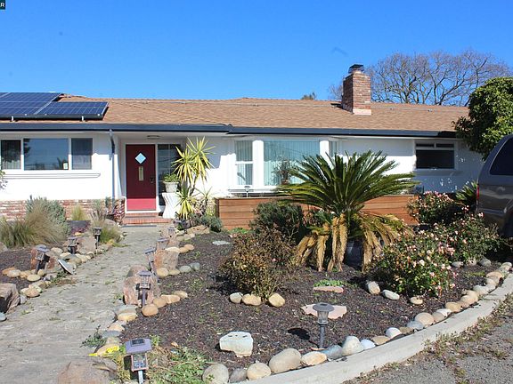 2nd image of 330 W Cypress Rd