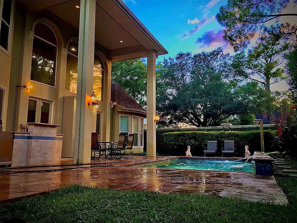 Outdoor pool and patio