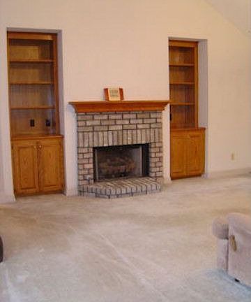 5th image of 205 Zinnia St