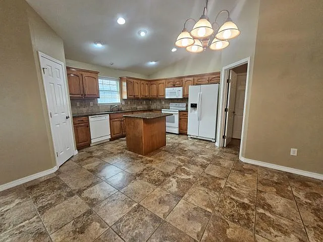 4261 Armadillo Trl — Photo 7
