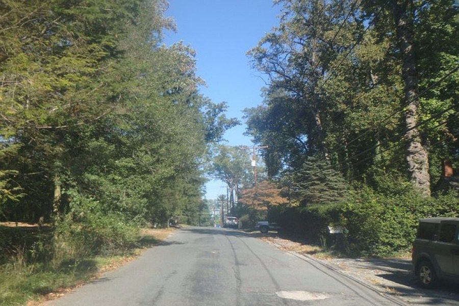 2nd image of 22 Thomas Dr