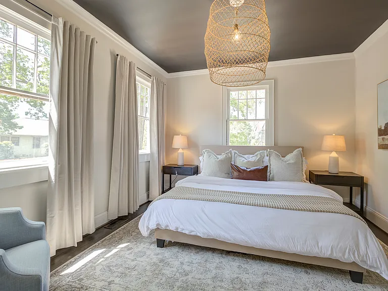 429 W Park Ave — Photo 14