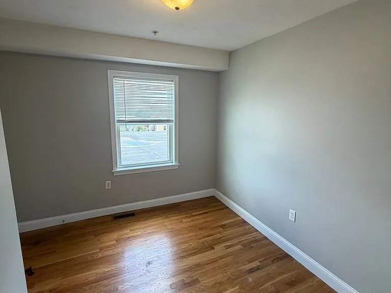 462 Fletcher St — Photo 20