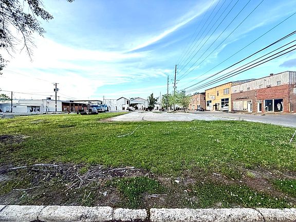 4th image of 0 S Curran Ave