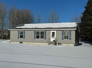 7 Coty Ln, Mapleton, ME 04757