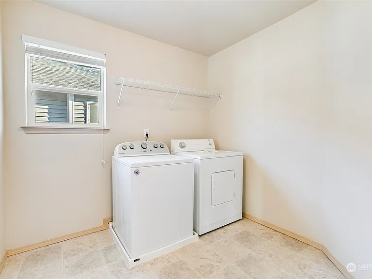 18240 97th Avenue Ct E — Photo 13