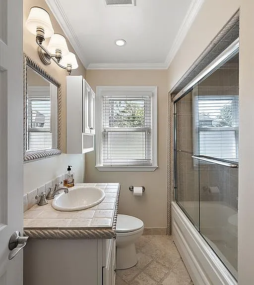 2546 Dorchester Rd — Photo 14