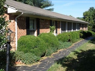 1717 Wycliffe St, Bedford, VA 24523