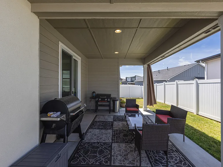 2589 E Jonagold Ct — Photo 27