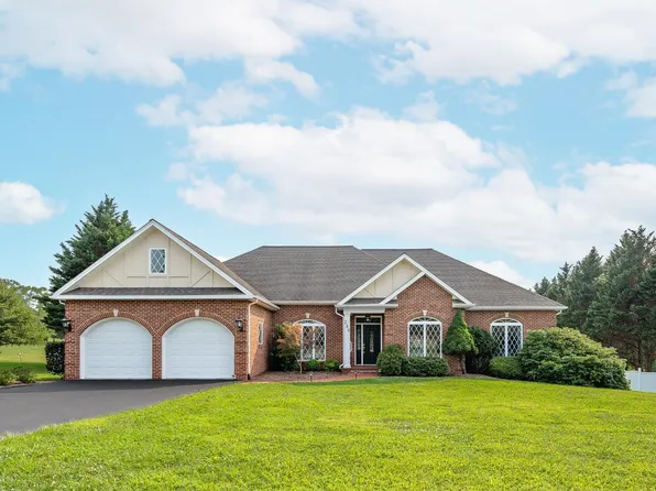 200 N Branch Rd, Bedford, VA 24523