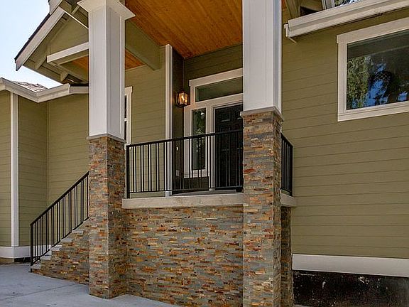 4th image of 3774 Sunset Dr W
