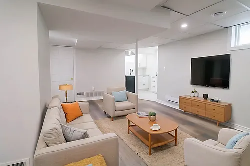 161 Louth St #3 Photo 1