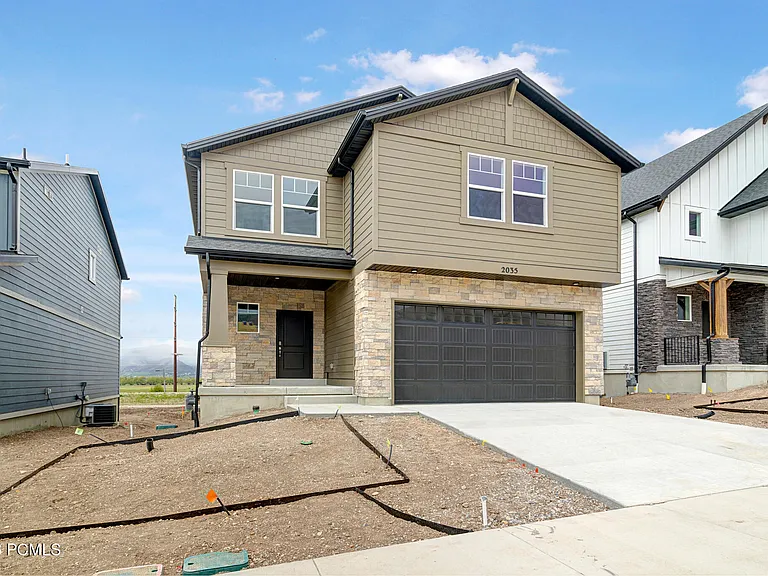 2035 N High Uintas Ln — Photo 2