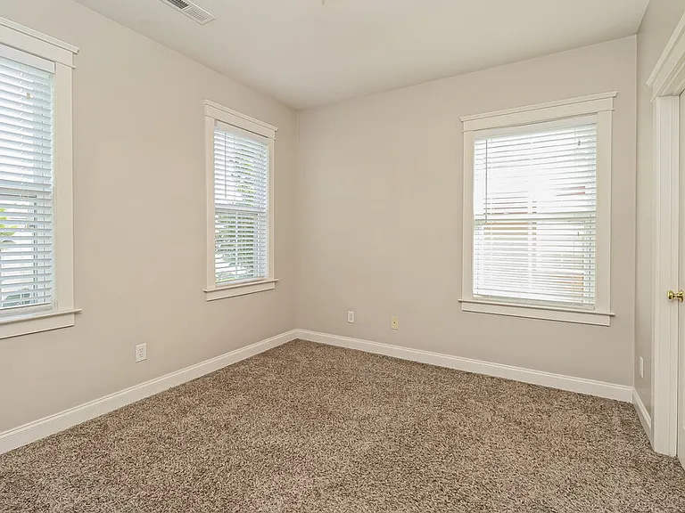 9819 Grier Springs Ln — Photo 14