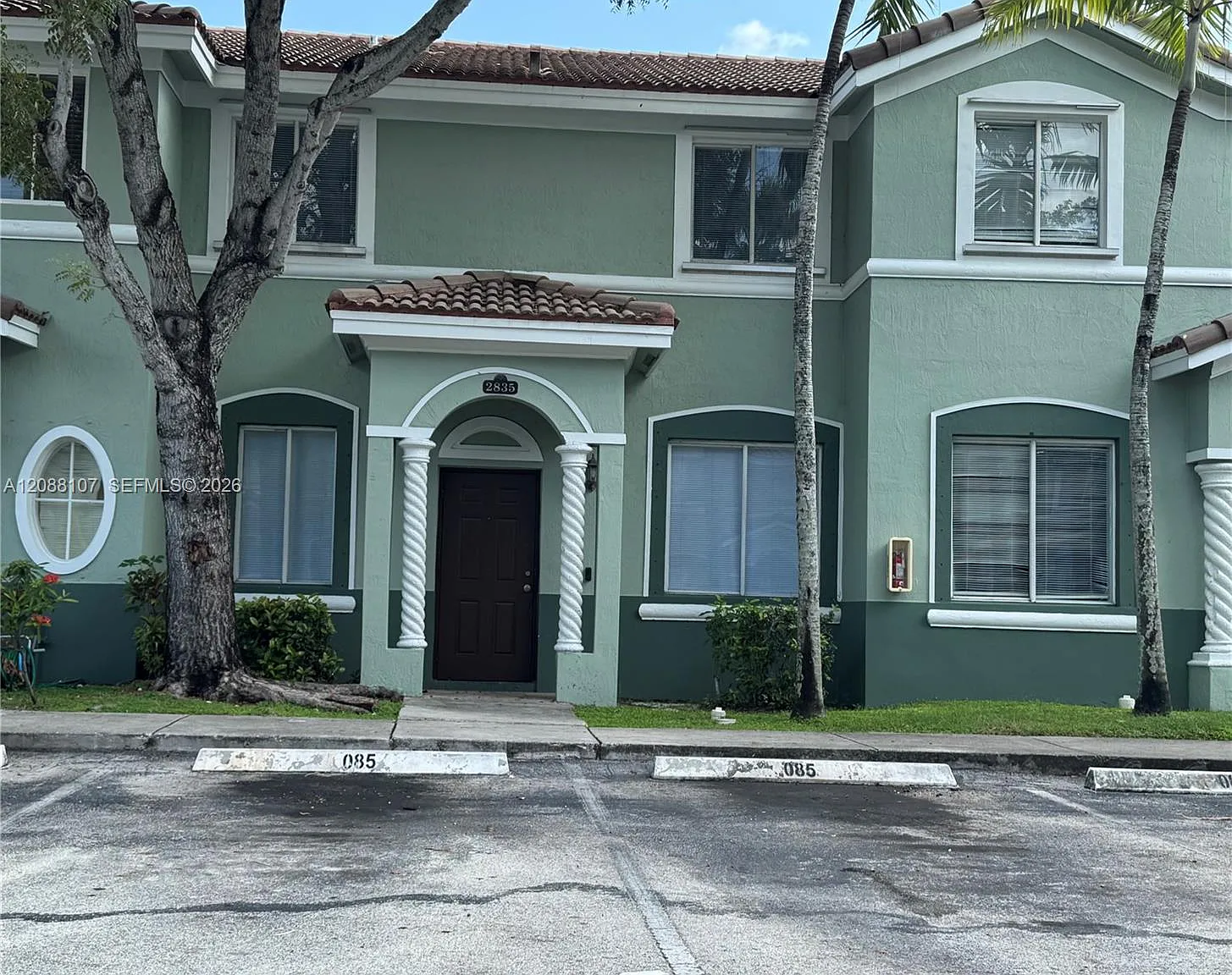 Shoma Townhomes At Keysco — Photo 4
