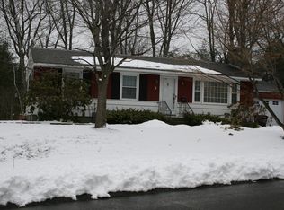 28 Ridgewood Rd, Holden, MA 01520