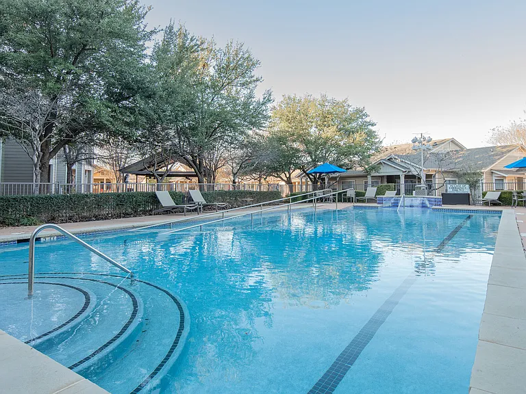 Mariposa River Bend 55+ Apartment Homes — Photo 7