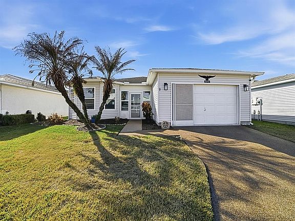 2nd image of 32747 Westwood Loop