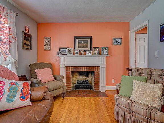 5th image of 5232 Woodbury St NW