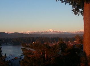 210 NE 31st St, Bremerton, WA 98310