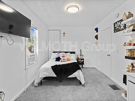 2510 Guilford Ave — Photo 22