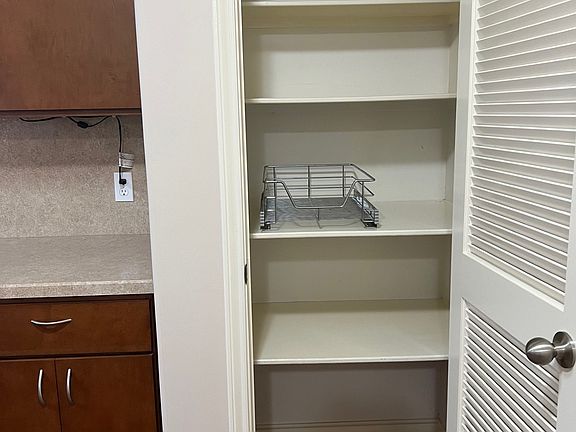 5th image of 6133 Maximus Dr