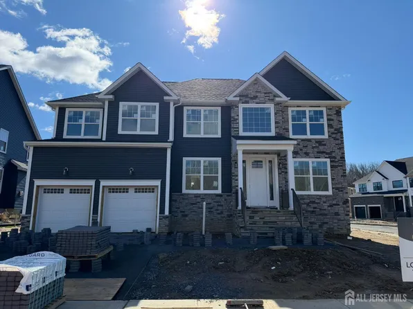 6 Bell Ave, Old Bridge, NJ 08857