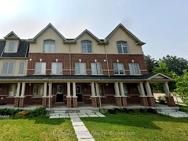 66 Knotty Pine Ave — Photo 1