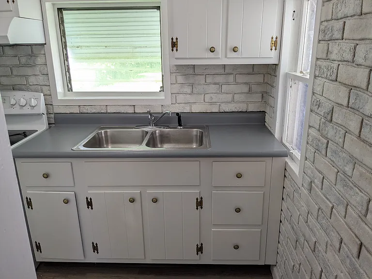 Kitchen Sink and cabnetry